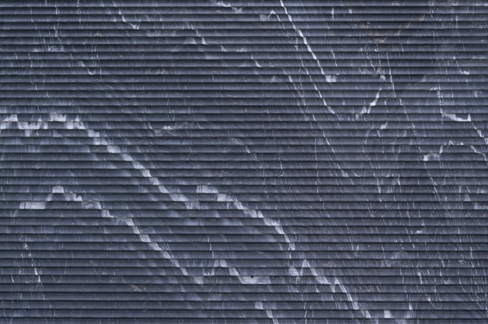 TAPERED GROOVE